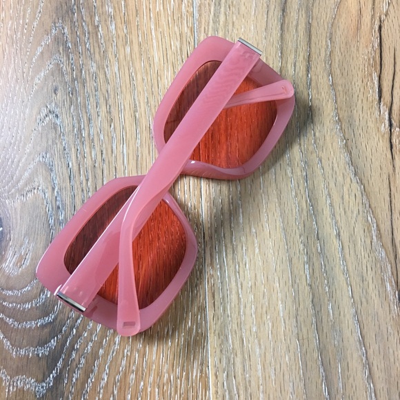 ⬇️ Oversized Square Frame Pink Fashion Sunglasses - Picture 6 of 7